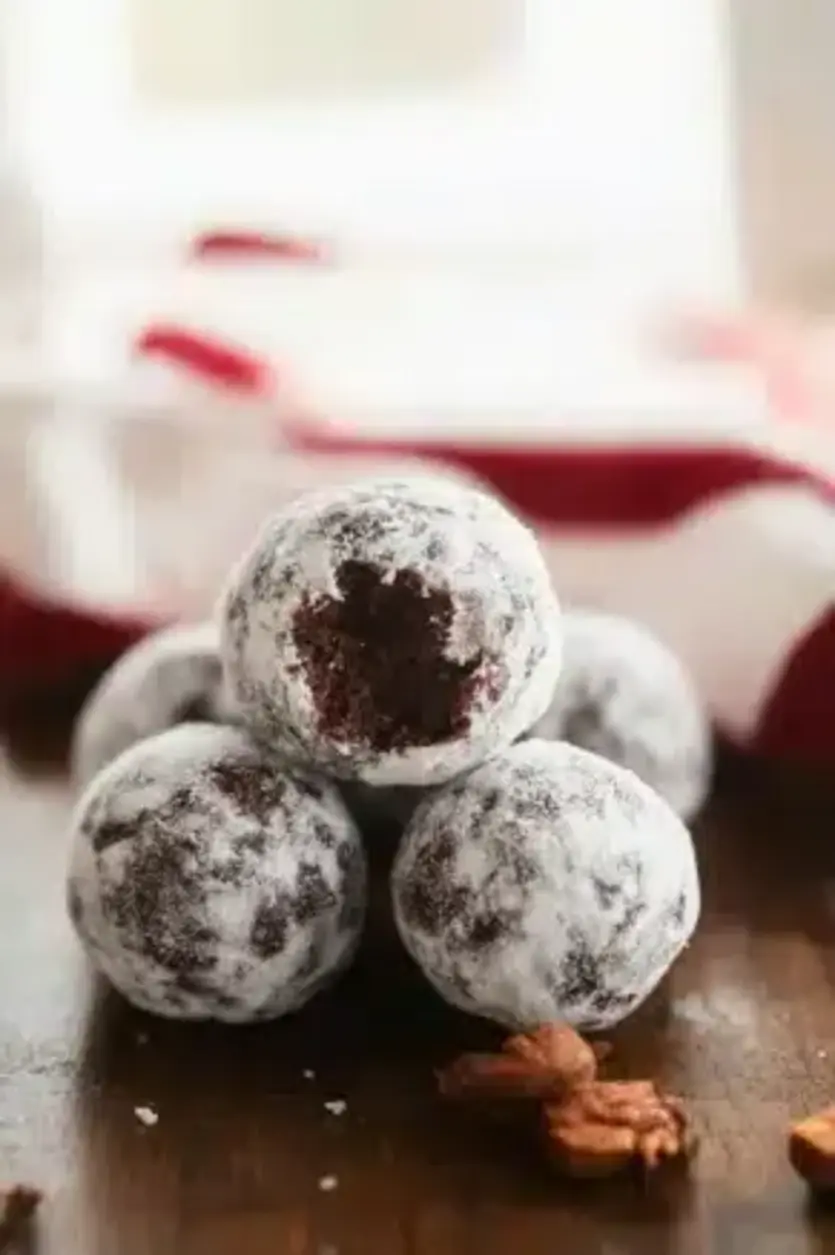 Chocolate Bourbon Balls: Easy No-Bake Candy